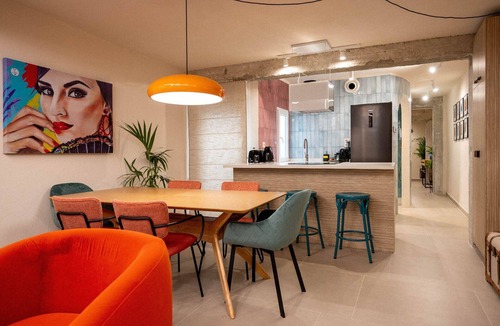 La Victoria Apartment | GuestReady - Stylish art and comfort Malaga centre