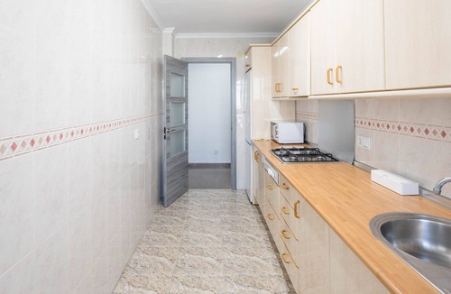 Los Tilos Apartment | GuestReady - Vialia apartment next to the station
