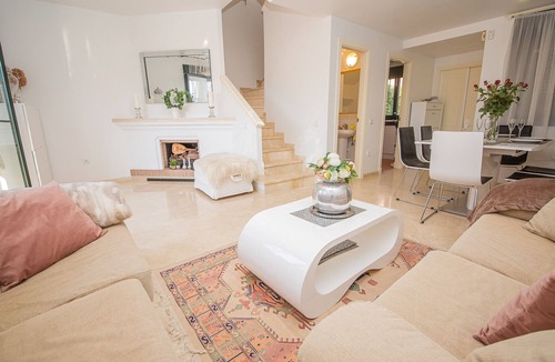 Castillo de Sabinillas Ski Chalet | Gunilla townhouse no 6