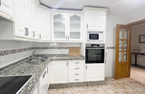 Jardin de la Abadia Apartment | H2M Echeverria 150 mts Beach & Parking in Bar Area