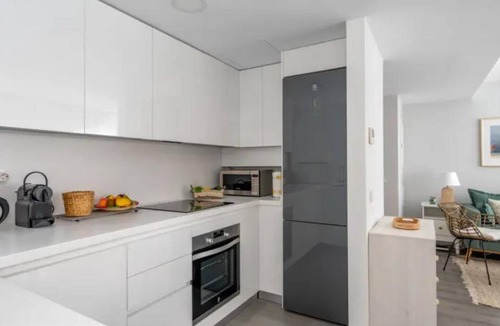 Cadiz Apartment | H2M Pacificio Seaview & Terrace & Common Pool