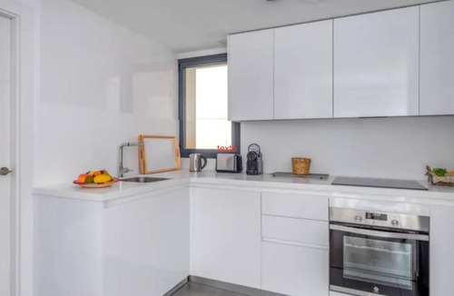 Cadiz Apartment | H2M Pacificio Seaview & Terrace & Common Pool