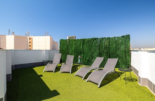 San Felipe Neri Apartment | H2M Suites 1 bedroom with rooftop terrace