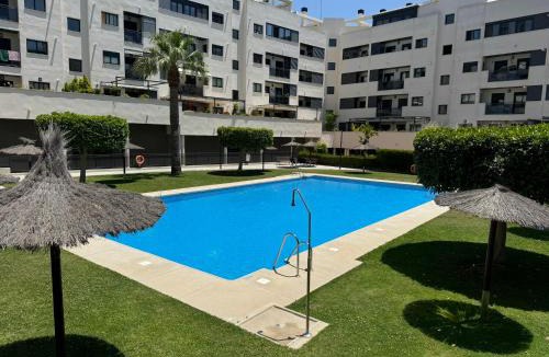 El Puerto de Santa Maria House | Habitacion privada en piso compartido de dos habitaciones en urbanización con piscina y pista de padel