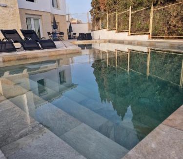Benajarafe House | Habitaciones independientes con baño - Villas Costa del Sol
