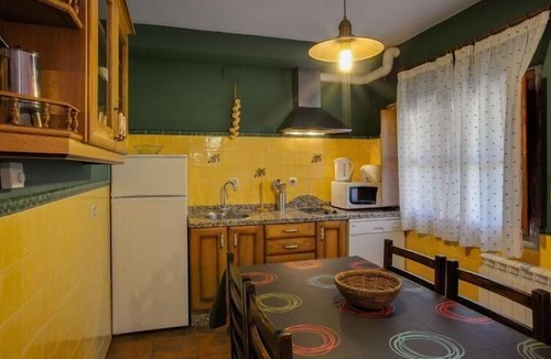 Casas del Monte House | Half-timbered house "Casa Rural Picual"