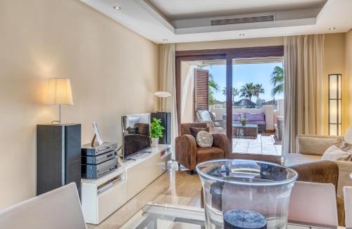 New Golden Mile Apartment | Hanami Bahia de la Plata Penthouse BDLP10A2A