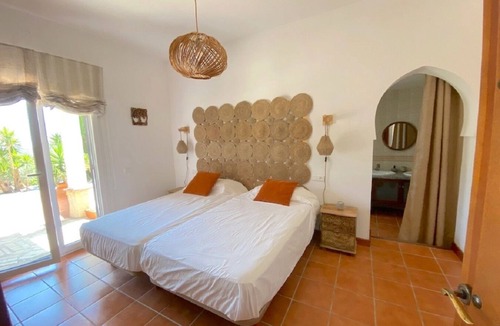 Los Cortijillos House | Harmony Home Wellness