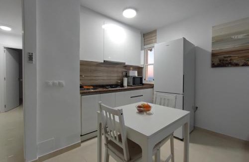 Benalmadena Costa Apartment | Hercules Paradise 531 - Mediterranean Sea View Terrace - Resort Pools & Gardens - 10 Min Beach - Central Benalmadena - Direct Train to Airport & Malaga - Fast Private WiFi - Remote Work and FireTV ready