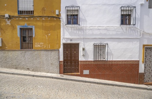 Villanueva de San Juan House | Hilltop Holiday Home in Villanueva de San Juan with Pool