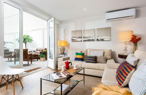 Huerta de la Salud Apartment | Hispalis Plaza de España