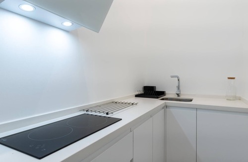 Camas Apartment | Holi-Rent AT Erillas 4