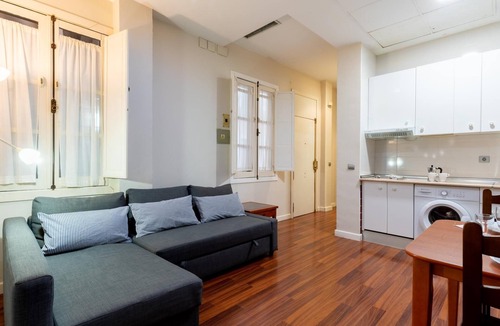 Alameda Apartment | Holi-Rent Lumbreras.