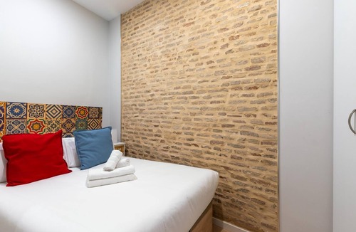 San Julian Apartment | Holi-Rent Padre Manjón.