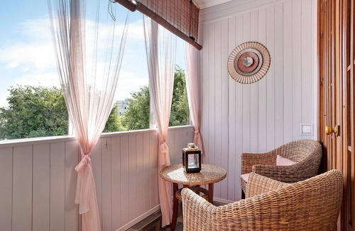Jerez de la Frontera Apartment | Holiday Apartment "El Refugio" with Wi-Fi & Terrace