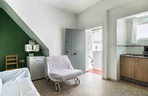 San Ambrosio House | Holiday Apartment "Casa La Costanilla E" with Roof Terrace and Wi-Fi