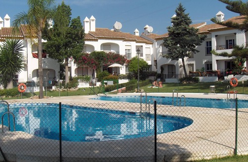 Caleta de Velez Apartment | Holiday apartment in the beautiful south of Spain. 100m from the Mediterranean Sea. Fantastic views.
