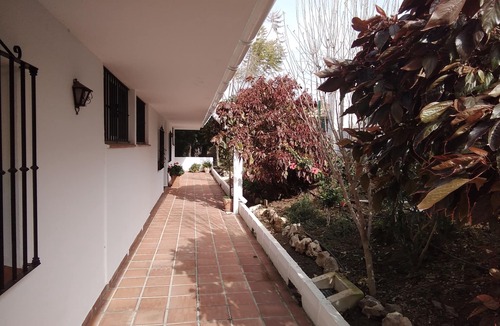 Caleta de Velez Apartment | Holiday apartment in the beautiful south of Spain. 100m from the Mediterranean Sea. Fantastic views.