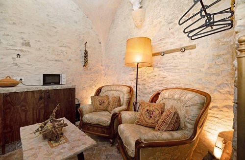 Medina-Sidonia Apartment | Holiday Apartment "La Cueva De Medina-Sidonia" with Private Terrace & Wi-Fi