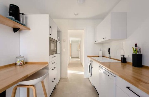 Genil Apartment | Holiday Apartment "Carmela Suites" with Wi-Fi