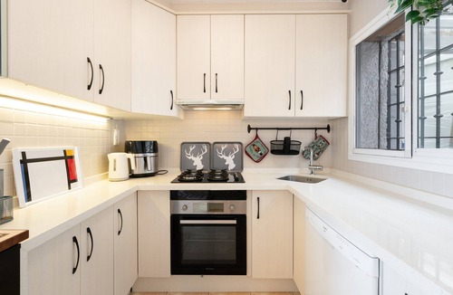 Salobrena House | Holiday Cottage 'Limonero' with Sea Views