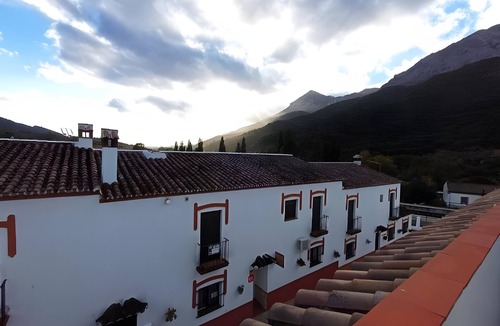 Jimera de Libar House | Holiday Home by the River in Jimera de Líbar