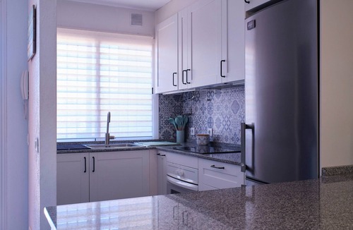 Poblado de Sancti Petri House | Holiday Home "Marisa" with Pool, Garden, Terrace, Balcony & Wi-Fi