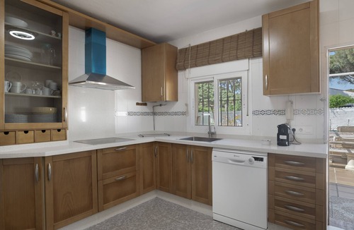 Los Gallos-Cerromolino House | Holiday Home "Chalet Los Paul" with Private Pool and Wi-Fi