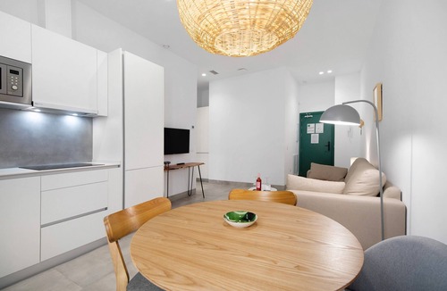 Chiclana de la Frontera Apartment | Holiday Apartment "Suite Con Balcón 1" with 2 Balconies, Shared Terrace & Wi-Fi