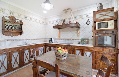 Chiclana de la Frontera House | Holiday Home 'Villa Juani' with Pool, Garden, Terrace & Wi-Fi
