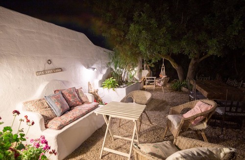 Villanueva del Trabuco Apartment | Holiday home "Cortijo Los Lobos Mountain Retreat" with communal pool and WiFi