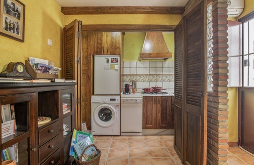 Alcala de los Gazules House | Holiday Home 'De Bárbara' with Balcony and Air Conditioning