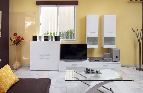 Benagalbon House | Holiday Home 'Lemon Tree' with Sea View, Wi-Fi and Air Conditioning