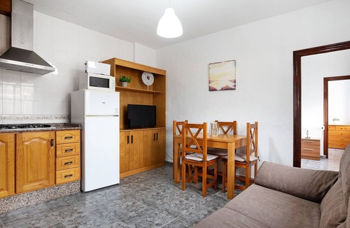 Conil de la Frontera House | Holiday Home 'Casa Francisco' with Private Pool, Private Terrace and Air Conditioning