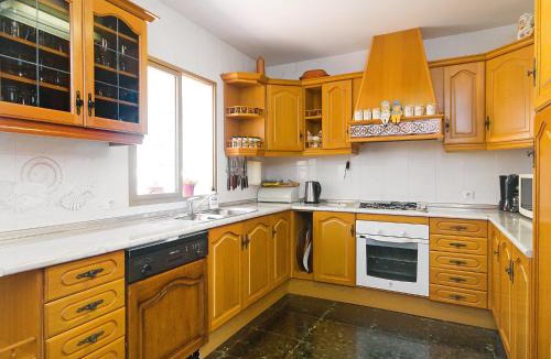 Torreblanca House | Holiday Home Salto del monte by Interhome
