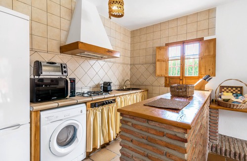 El Palmar House | Holiday Home 'El Acebuche' with Private Pool, Terrace & Wi-Fi