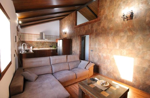 Vejer de la Frontera House | Holiday Home 'Bellavistas' with Mountain View, Wi-Fi and Air Conditioning