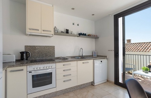 Torreblanca House | Holiday Home '4 Bed Townhouse with Stunning View' with Sea View and Air Conditioning