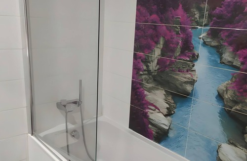 Igualeja House | Holiday Home 'Alojamiento Patricia' with Mountain Views, Private Terrace and Wi-Fi