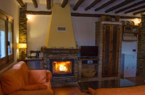 Nechite House | Holiday Home Balcón de Válor - Haus 9 by Interhome