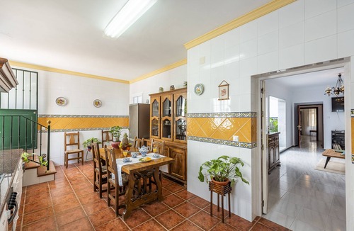 La Lantejuela Cottage | Holiday Home Berraquero