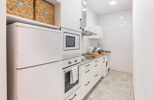 Diputacion de Cartagena Casco Apartment | Holiday Home 'Cartagena Centro La Casa Del Mico' with Balcony and Wi-Fi