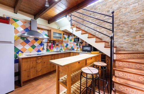 Finana House | Holiday Home 'Casa 1' with Mountain View, Shared Pool and Wi-Fi