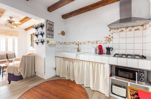 Ardales House | Holiday Home 'Casa Don Diego' with Mountain View, Wi-Fi and Air Conditioning