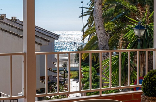 Benajarafe House | Holiday Home "Casa Pepe Junto al Mar" with Sea View and Terrace