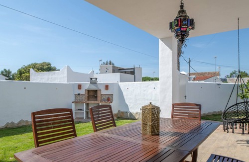 Zahora House | Holiday Home "Casa Trafalmar" with Pool, Wi-Fi, Garden and Terrace