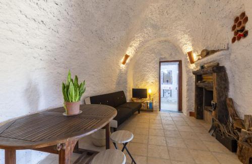 Terque House | Holiday Home Cueva Maria Zambrano by Interhome