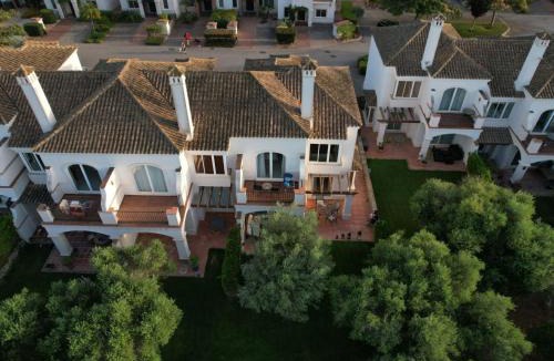 Arcos de la Frontera House | Holiday Home Arcos Gardens Golf by Interhome