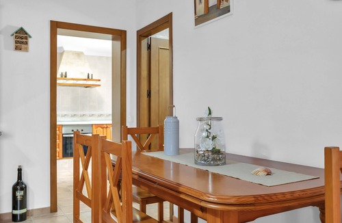 El Palmar House | Holiday Home 'Casa Juan Y Josefa El Palmar' with Private Terrace, Wi-Fi & Air Conditioning