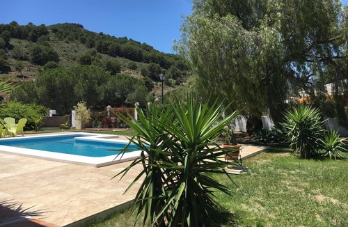 Pinos de Alhaurin House | Holiday Home "Villa Ambroise Alhaurín De La Torre" with Wi-Fi and Air Conditioning